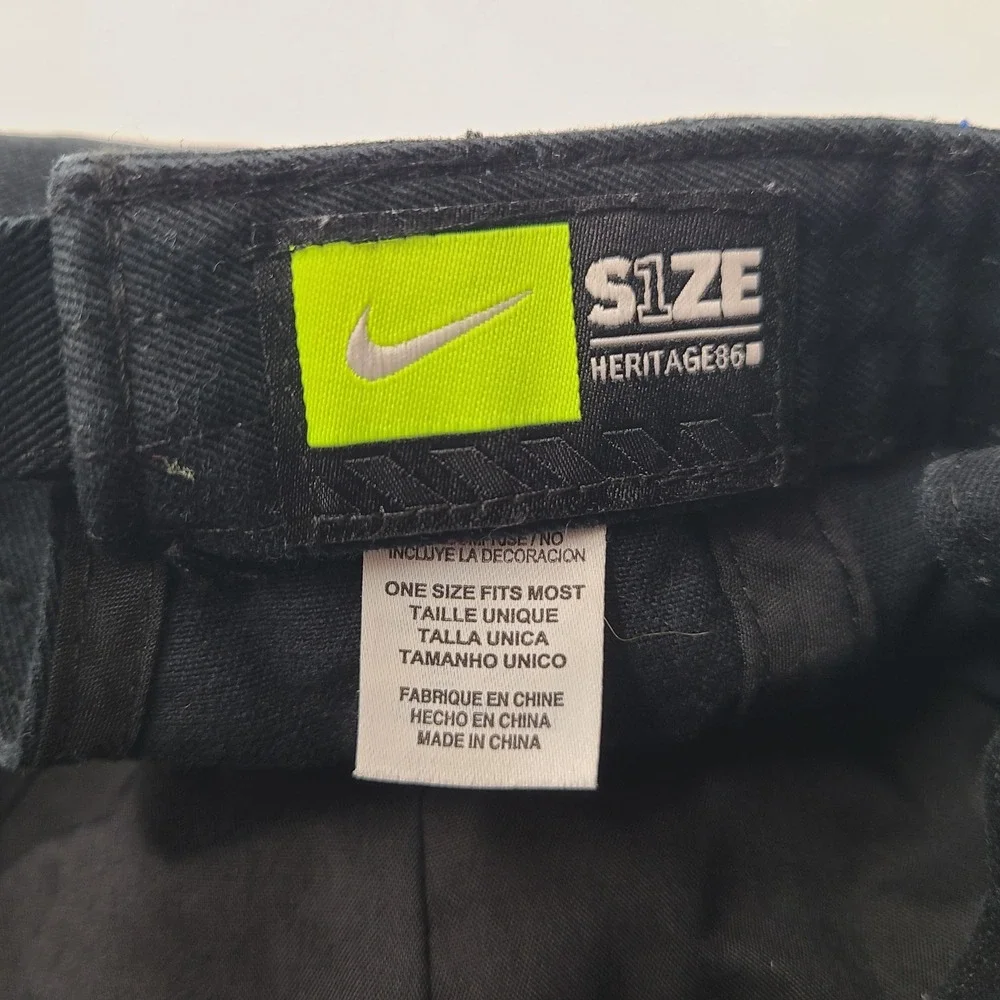 Nike Hat Strapback Black White Heritage86‎ Swoosh Logo S1ZE Dad Cap Casual Men